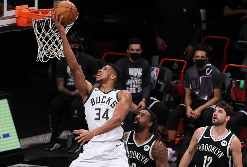 詹姆斯·哈登|26分9板11助，近40年首人！別欺騙自己了，你不可能擊敗字母哥的