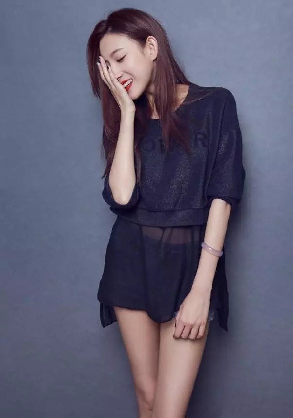 |央视美女主持人马凡舒，网友直呼：简直仙女下凡！怎么这么好看？