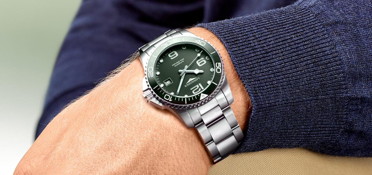 广诚表行|手表钢带自己有想法?如何阻止“黑化”?