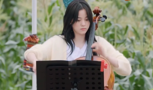 张艺兴|3位演奏家古典合奏《一步之遥》，张艺兴听后六次改歌曲，自认太弱