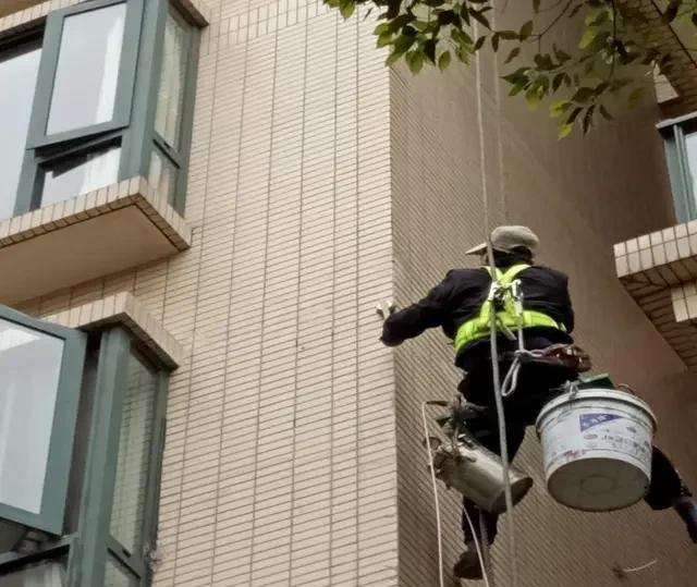 一个家居号|外墙漏水修了几次了都没用，能不能在室内做防水？效果好不好？