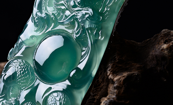 翡翠|很多人觉得翡翠有价没市场，或许是没有找好出路，一定要选对翡翠