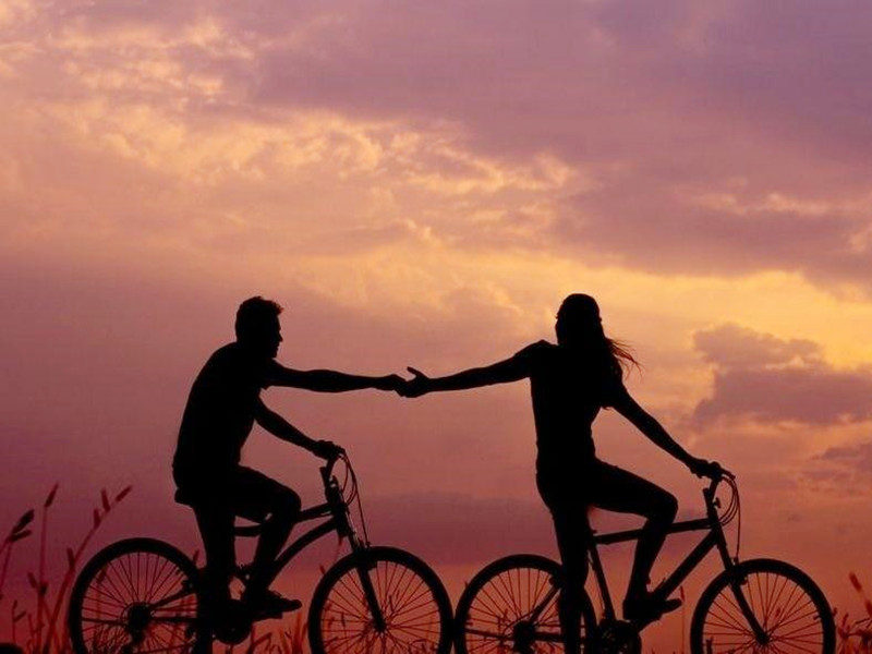 阳光生活我做主 在人生伴侣选择上，他瞄准三个女孩，想择优，结果却令人意外！