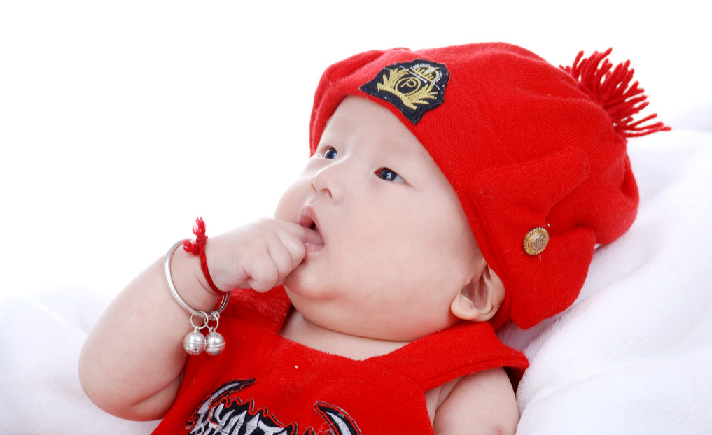 萌物流传|按摩宝宝的小手对宝宝健康有利，新手父母必备知识