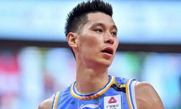 林書豪|首鋼版詹眉連線！林書豪助飛高塔暴扣，被重點(diǎn)盯防半場(chǎng)6中0