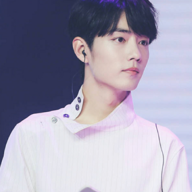 肖战|霸气网友爆料肖战参加活动拉裤子，主办方吓傻，网友：画面太美！