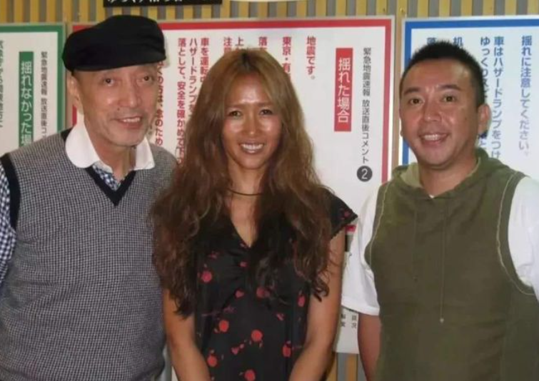 工藤静香|工藤静香\毁容式\变老？看到她年轻照片才懂，什么是神仙颜值