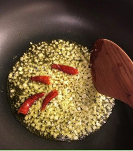 爆点杂谈|腰果椰子咖喱虾的美味食谱