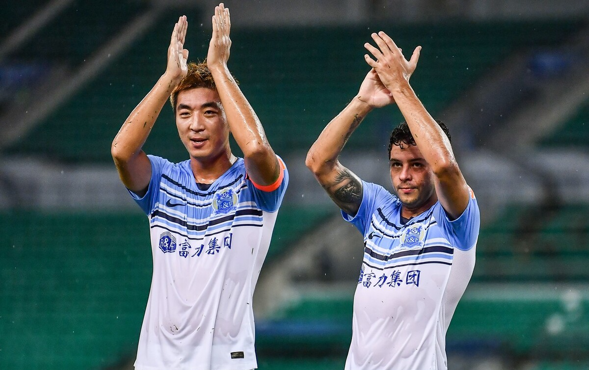 广州城|大连铁卫扎根广州城，效力五年首当队长，本赛季有望达成百场成就