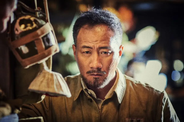 胡歌|吴京饰演的“伍千里”，在第二部中可能牺牲了！