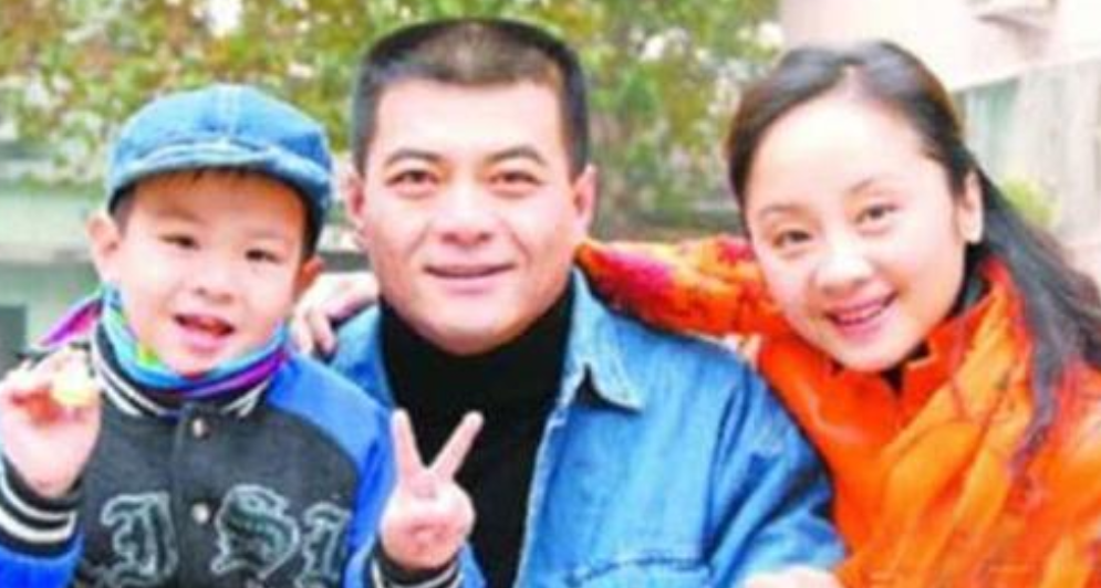 王新军|将丈夫捧红后却遭离婚，丈夫娶影后幸福美满，她却和儿子相依为命