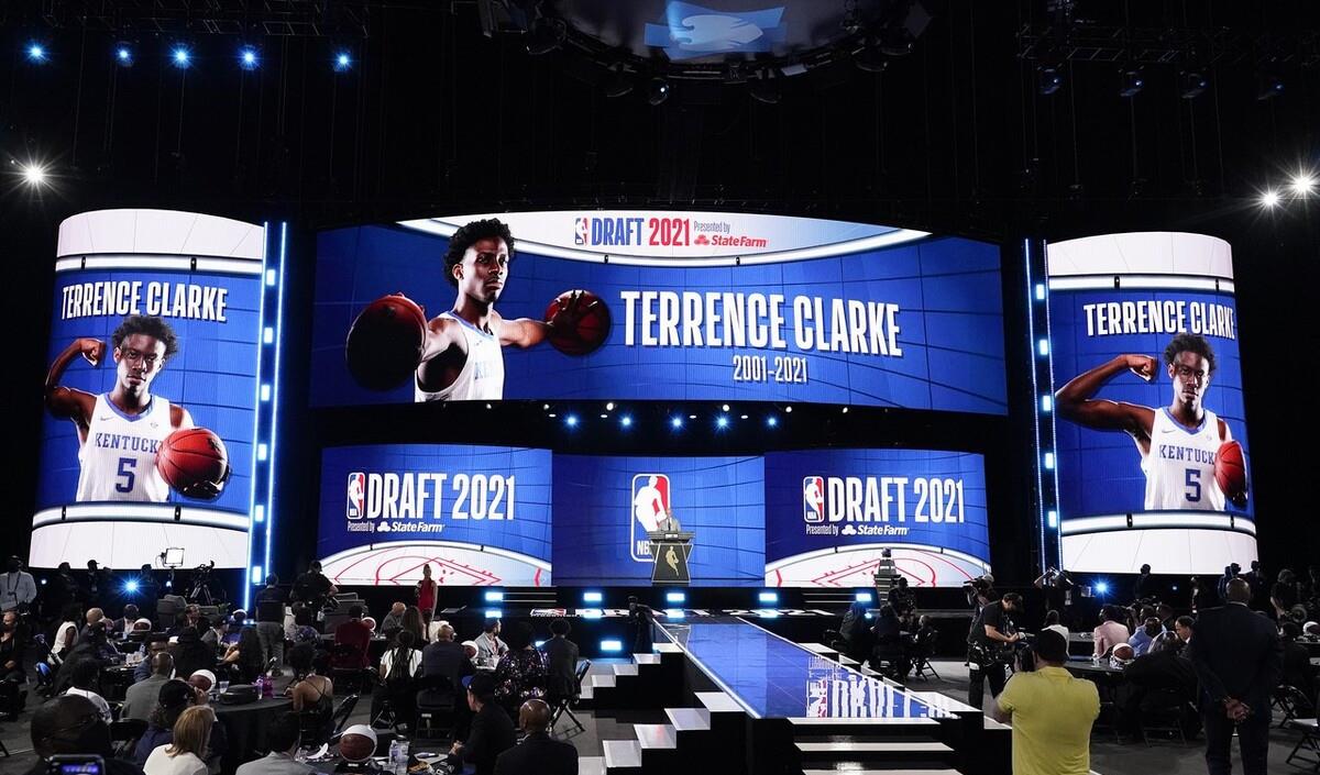 小姐姐 NBA选秀三甲、乐透区、首轮秀全部出炉，30名未来球员最喜欢谁？