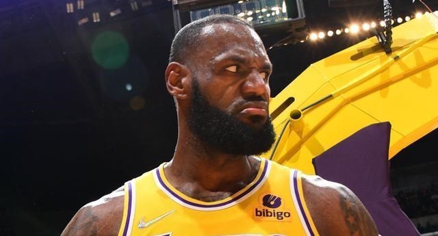 说DJ的妈妈|四人上双,湖人险胜火箭!沃格尔称赞三巨头,塞拉斯:为球员骄傲