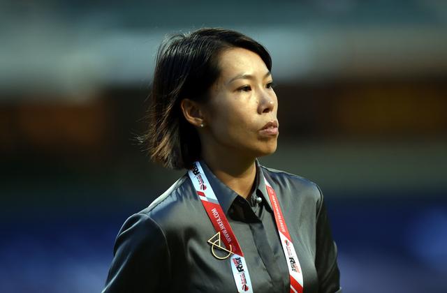 陈婉婷|陈婉婷正式官宣上任，执教琼中女足，六字变态，揭露女足选帅内幕