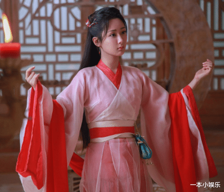 杨紫|杨紫妈妈有多低调，原来是《天龙八部》中的她，难怪杨紫这么优秀