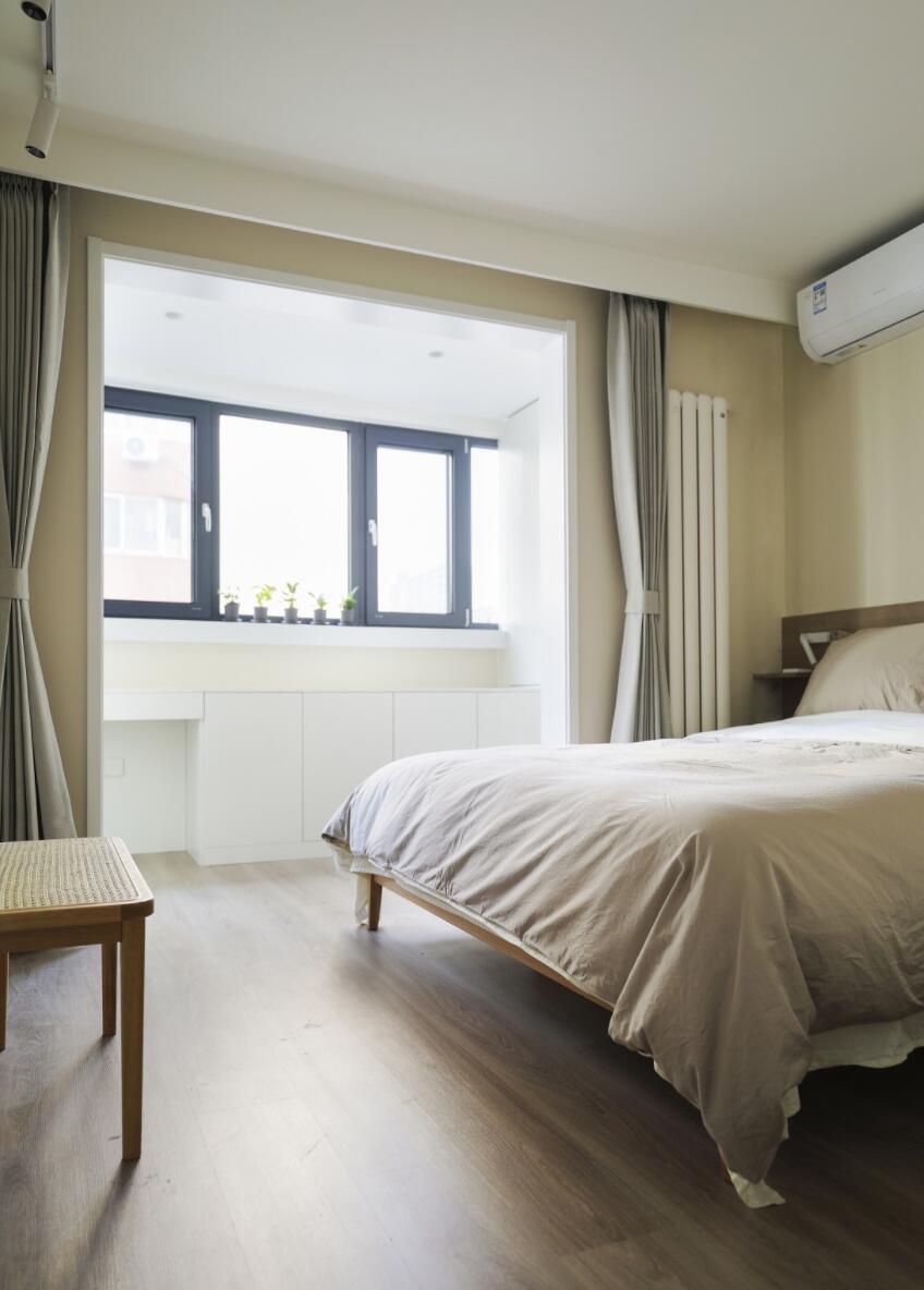 小拾谈装修|玄关做转角柜，客厅一分为二，这个家我看不到一点浪费，太实用了