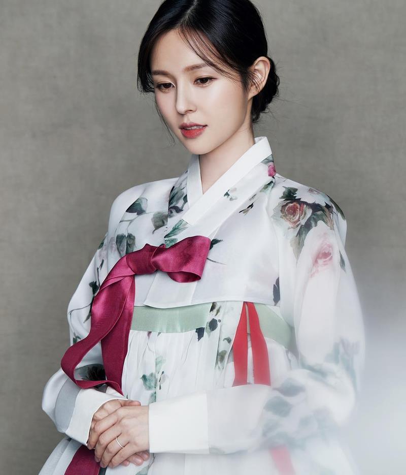 金廷恩|钱很充盈，爱也满满！知道伴侣过去离婚的韩国明星继续相爱着