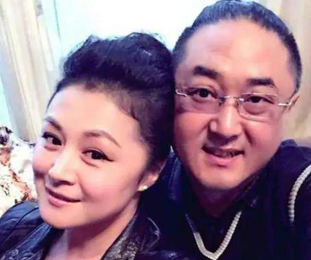 于月仙|于月仙丈夫张学松至今无法开心，望月思念亡妻：你在上面还好吗？