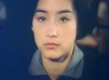 琼瑶|琼瑶《窗外》：老鳏夫想娶美少女，康南的爱情，不过是自取其辱