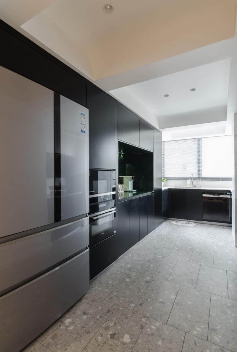 她家色彩搭配堪称“模板”，饱和度如此高，却丝毫不俗气