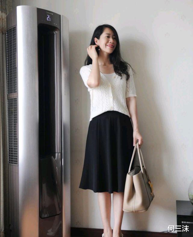 何三沫|40岁的女人已经不再年轻,但可以很优雅,会穿衣搭配很关键