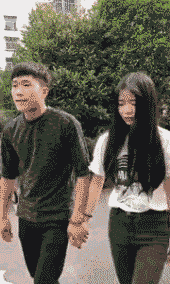 小叶娱记|神回复：和有口臭的人接吻是什么感觉？有人说喝吃豆腐感觉一样