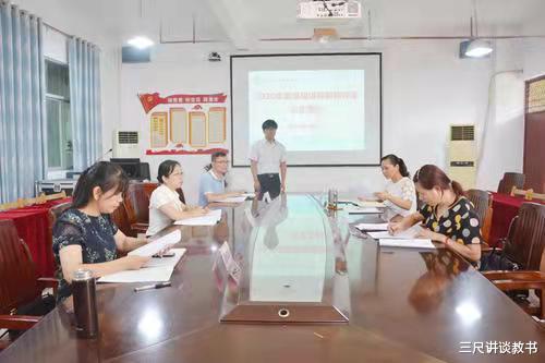 教师|中小学高级教师职称评审中的答辩环节，评委老师的关注点有哪些？