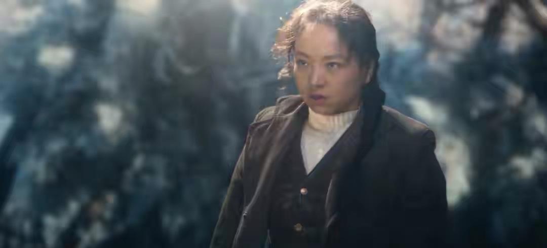 宓听枫|《双探》三个被伤害的人，一个肆意屠杀一个冲动报复，而她在救赎