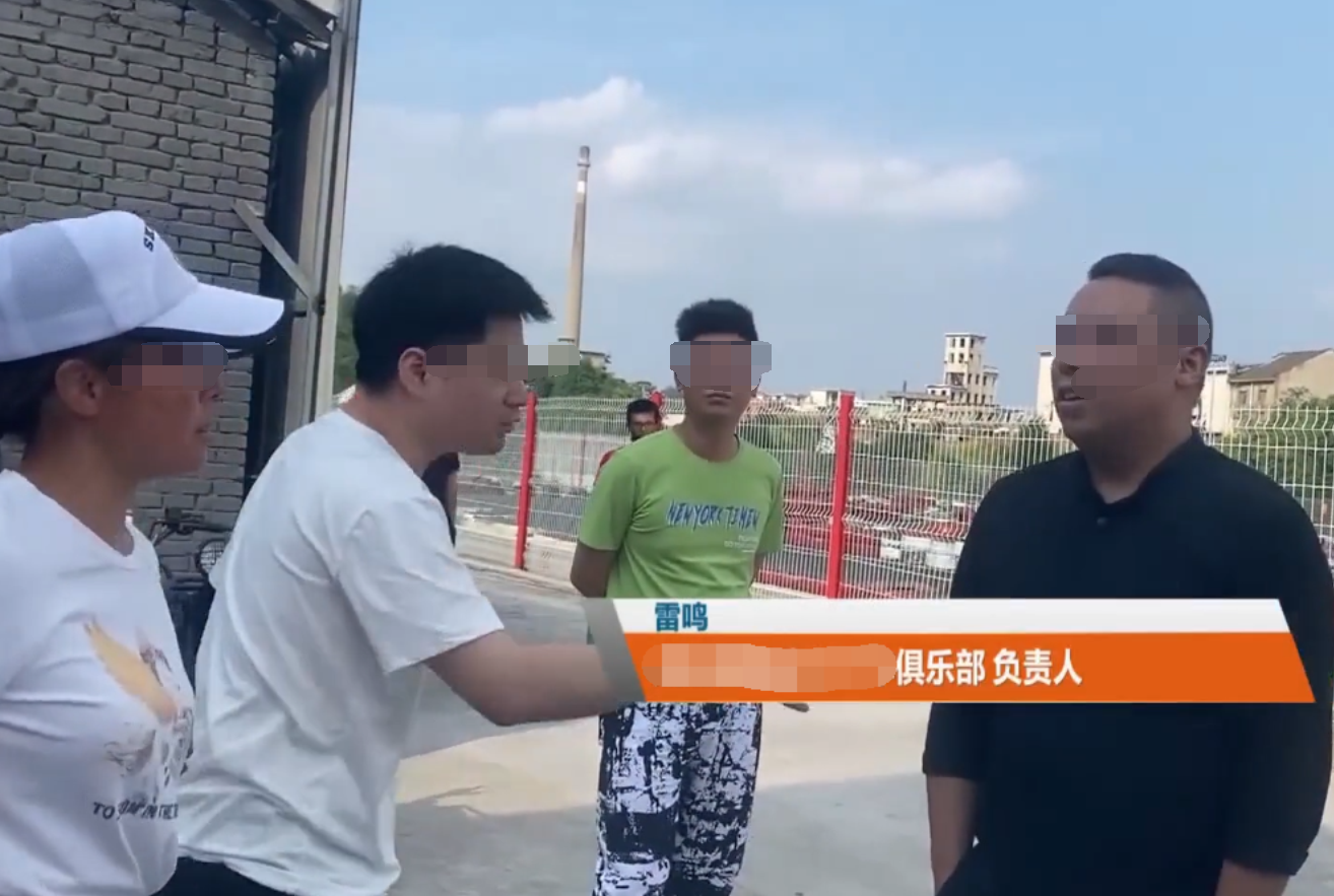 四川一10岁男孩开卡丁车追尾,6小时后被送医面临高位截瘫,游乐场:跟我们没关系,有异议请去起诉