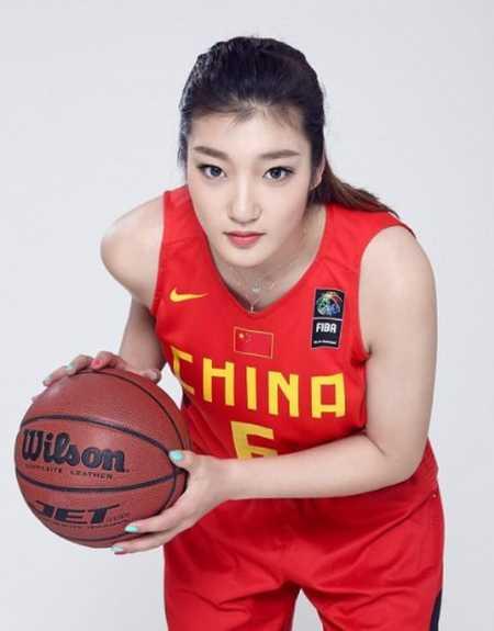 00后|有人说李梦缺席亚洲杯的原因是因为接了太多广告，是真的吗