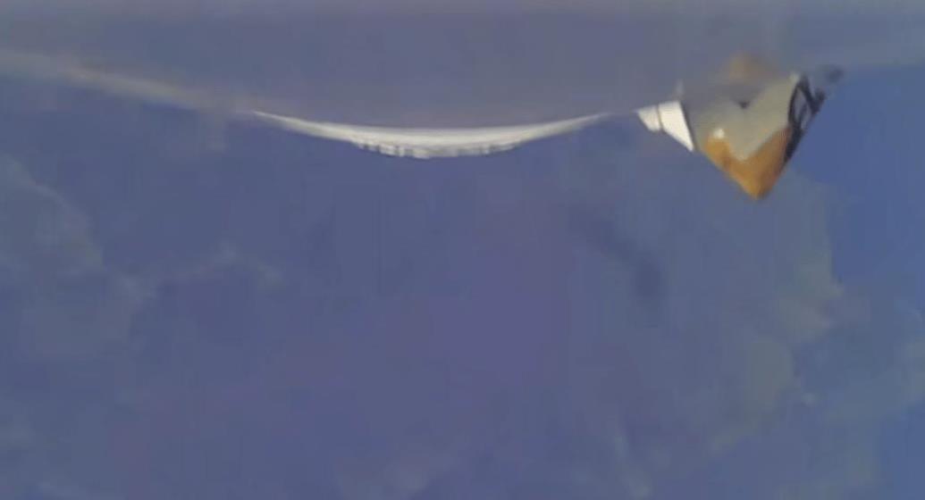 运载火箭 6点35分,一枚运载火箭突然横着走起飞,2.5分钟后在高空爆炸解体