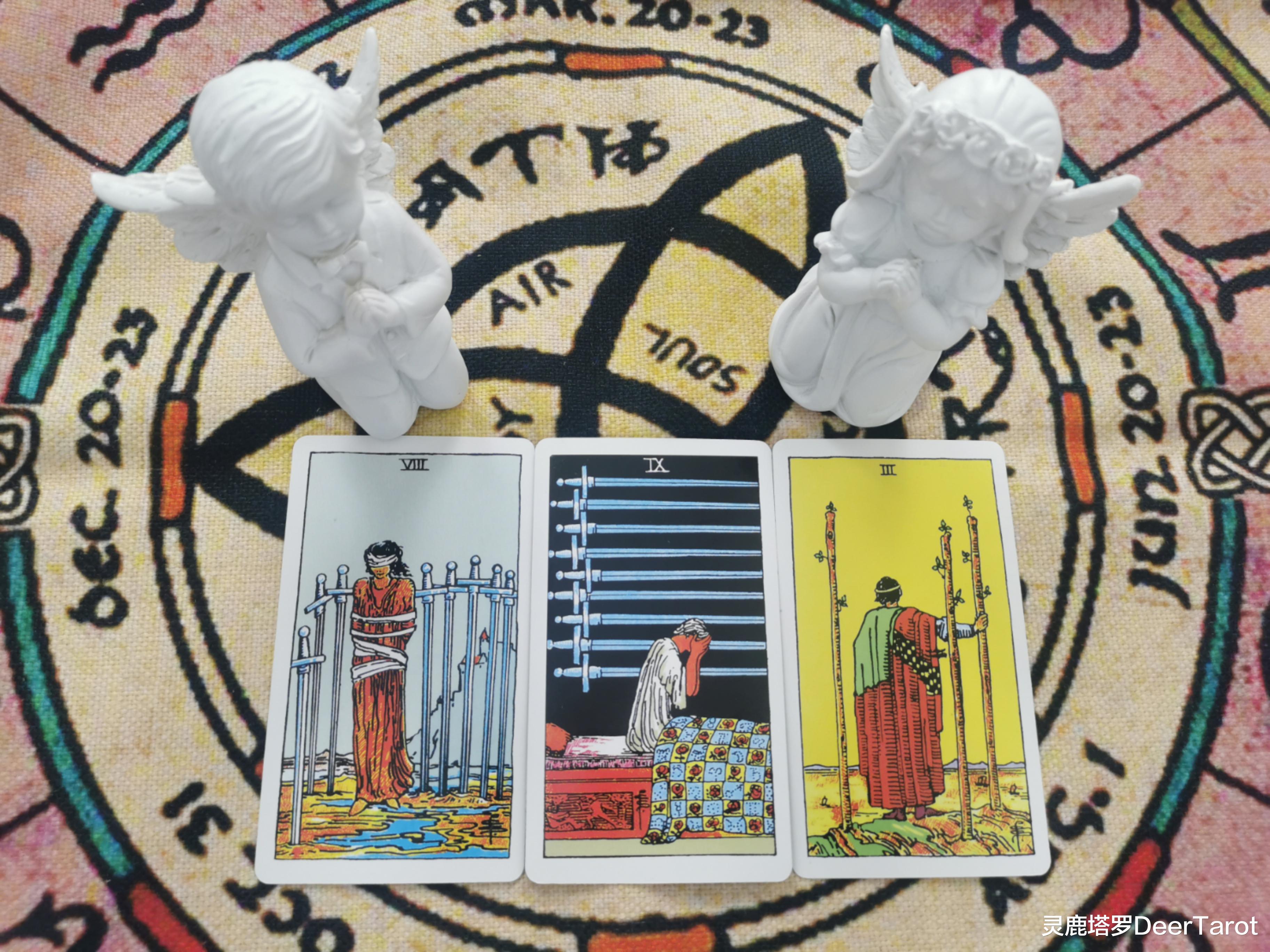 灵鹿塔罗DeerTarot|【水瓶座】运势-被金钱的牢笼给困住，无法突破前进