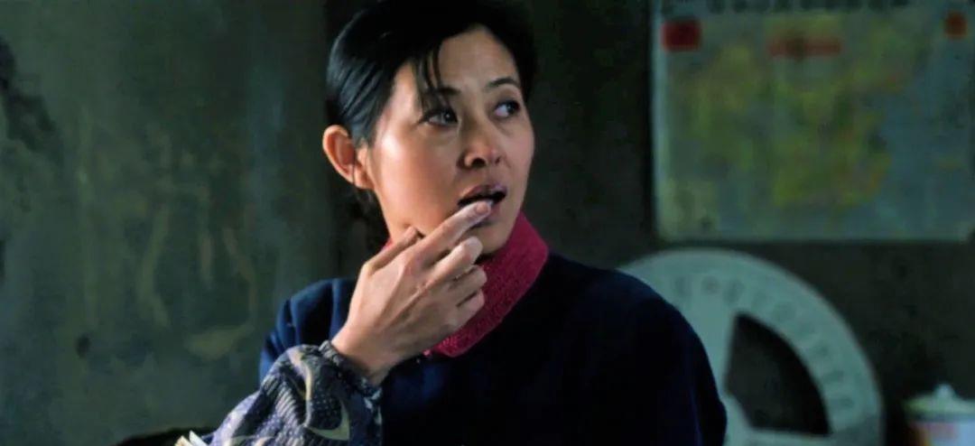 倪萍|央视一姐的卑微情史：和陈凯歌同居5年没结婚，46岁却迎3婚