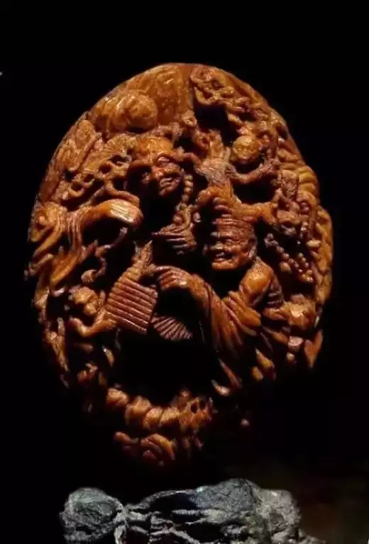 新疆维吾尔自治区|小小桃核，尽显世间万象