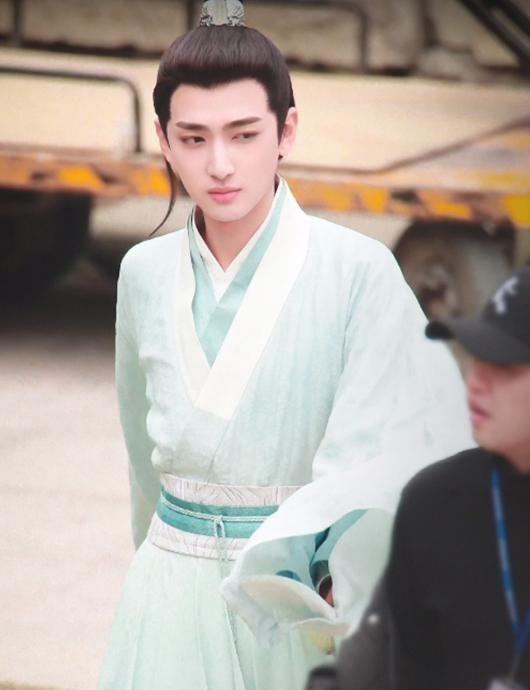 茅子俊|这部耽改剧已经过审，作者风弄当编剧，茅子俊的仪态气质满分！
