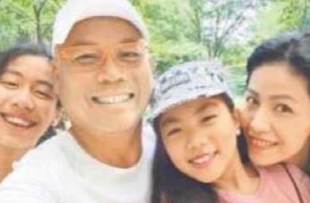 巫启贤|巫启贤21岁女儿近照曝光，身材超辣与王源校友，网友嘲嘴巴太大