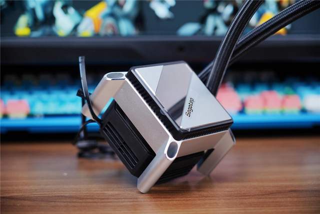 散热器|昆仑冰川雪山来袭，力压12代酷睿处理器-鑫谷昆仑360散热器分享