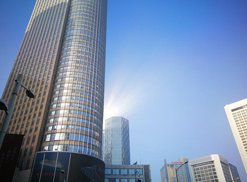 蓝窗贝贝 高层建筑的窗户普遍小的原因