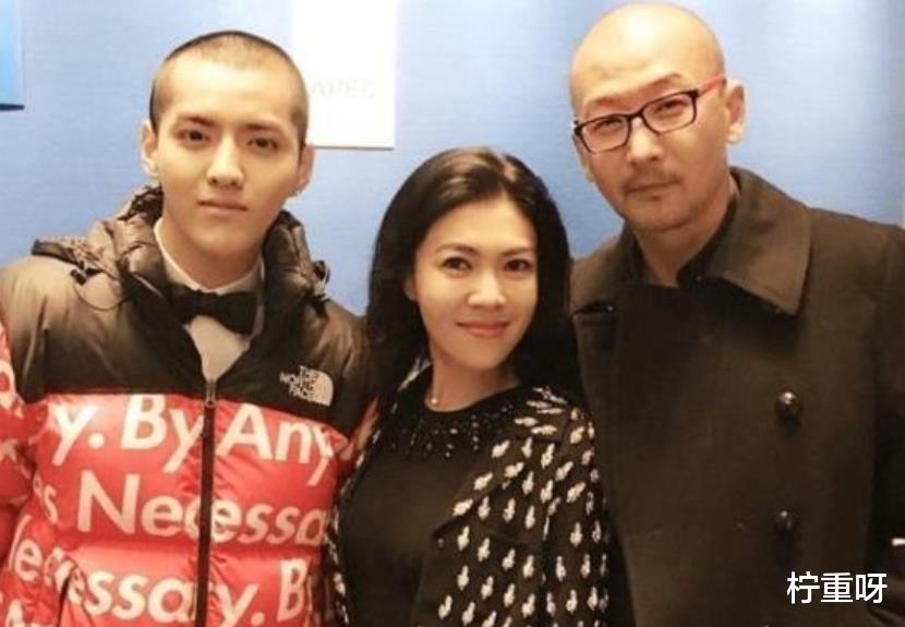 柠重呀|吴亦凡事件持续升级,被刑拘12天仍未审判,案子严重性已不言而喻