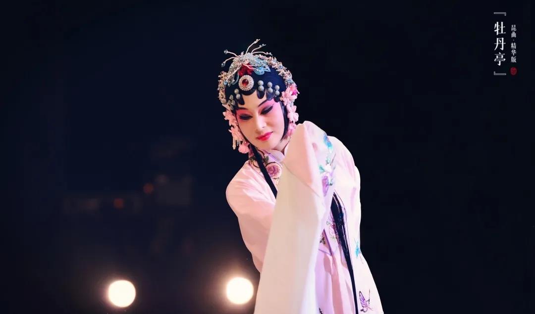 兰瑾轩学艺 汤显祖：实力宠粉的戏曲名家