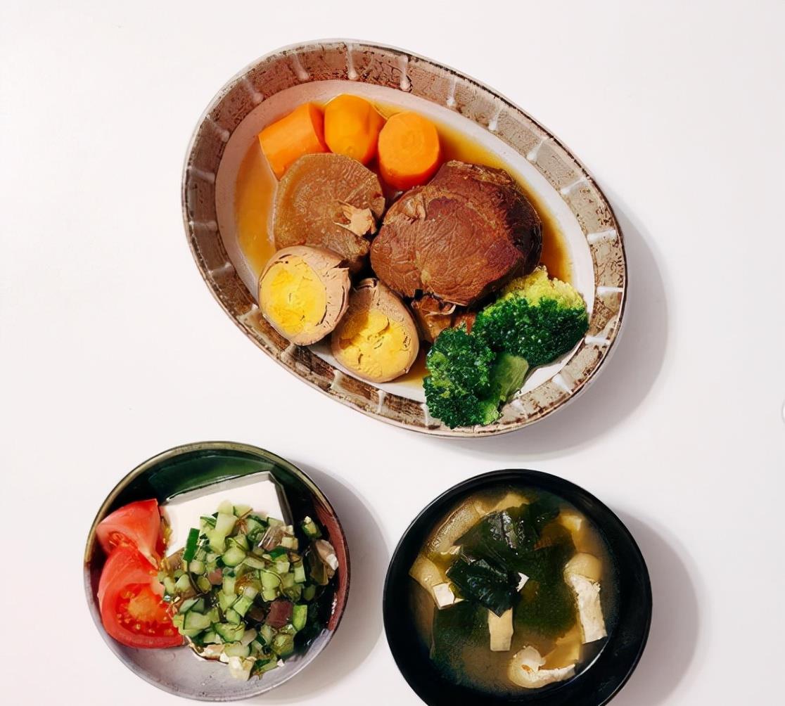 日本小姐姐分享的治愈系独居生活，一人一间房，房间精致且美好