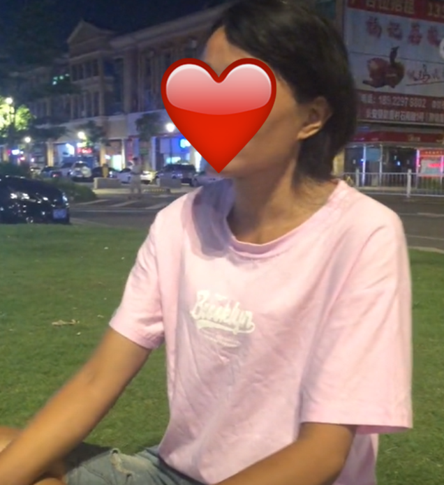 四叶草海之恋|流浪东莞的22岁姑娘，被家人抛弃后捡剩饭吃，“让她自生自灭”