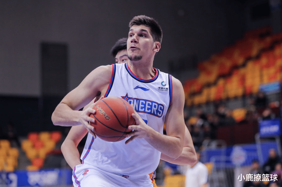 秦晓雯 秦晓雯密谋大交易！曝场均30+11超外加盟首钢，能否成为冲冠拼图