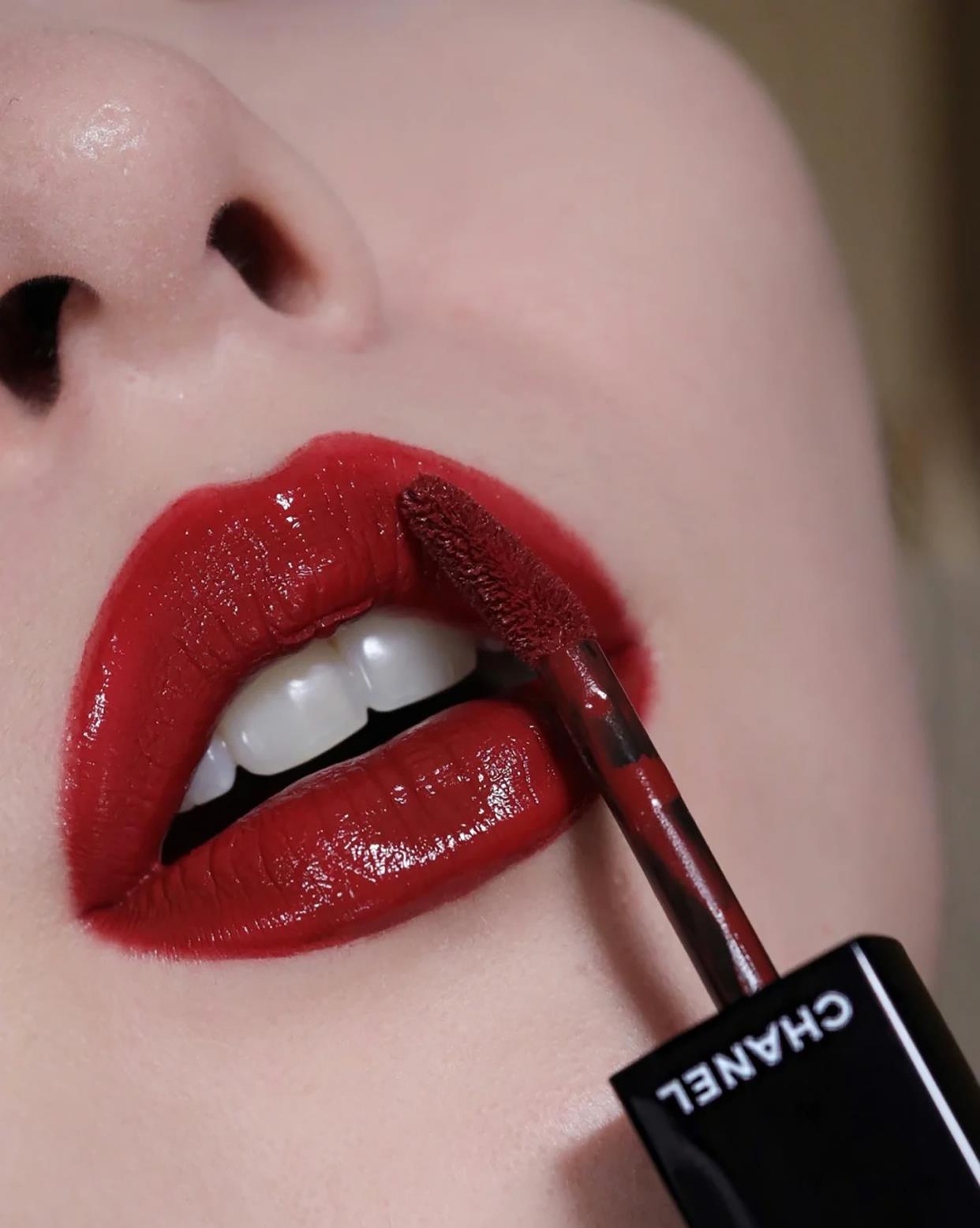 口红|25岁女生最经常涂得5支口红，MAC989温柔气质，香奈儿87显白贵气