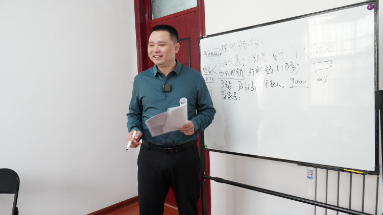 回收黄金的老秦 回收黄金这行好做吗?