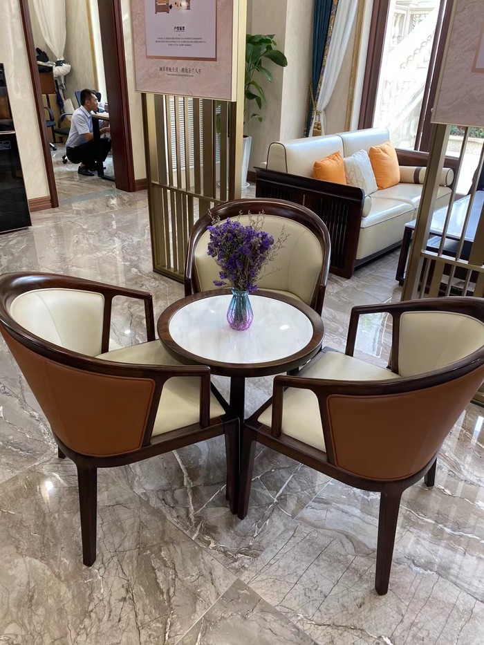 设计师|新中式风格延续着奢华却不庸俗, 古典中透漏张扬的文化气息。