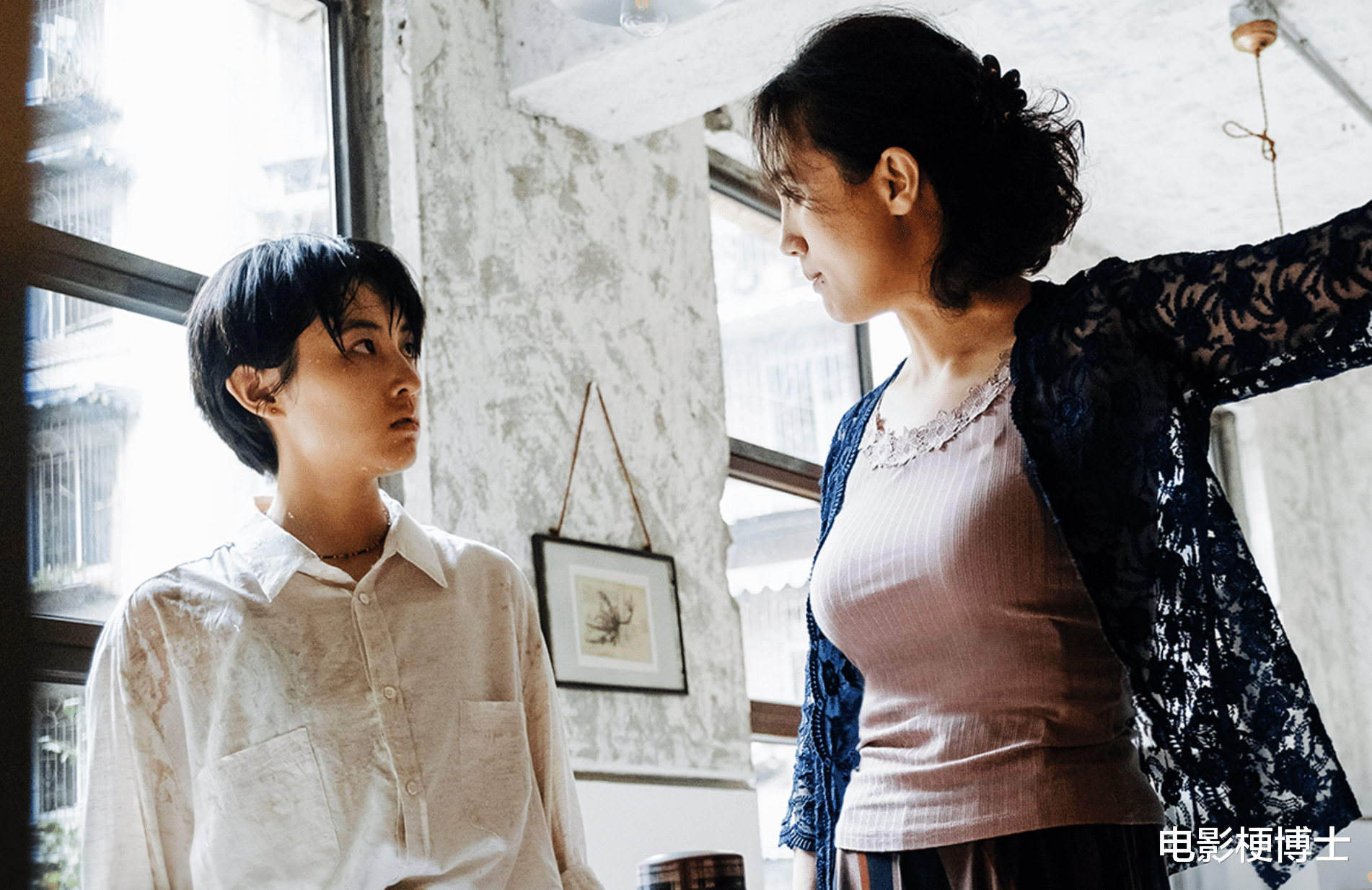 哥斯拉大战金刚|《哥斯拉大战金刚》突然遭遇“中国神兽”，单日票房直接少个零