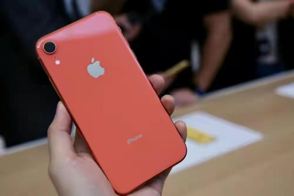 iphone xr|三年前发布的iPhone XR,放到现在还能用吗?