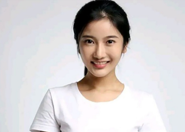 梓琪育儿说|清华票选的第1名校花,艺考高考双料状元,被称“学霸型刘亦菲”