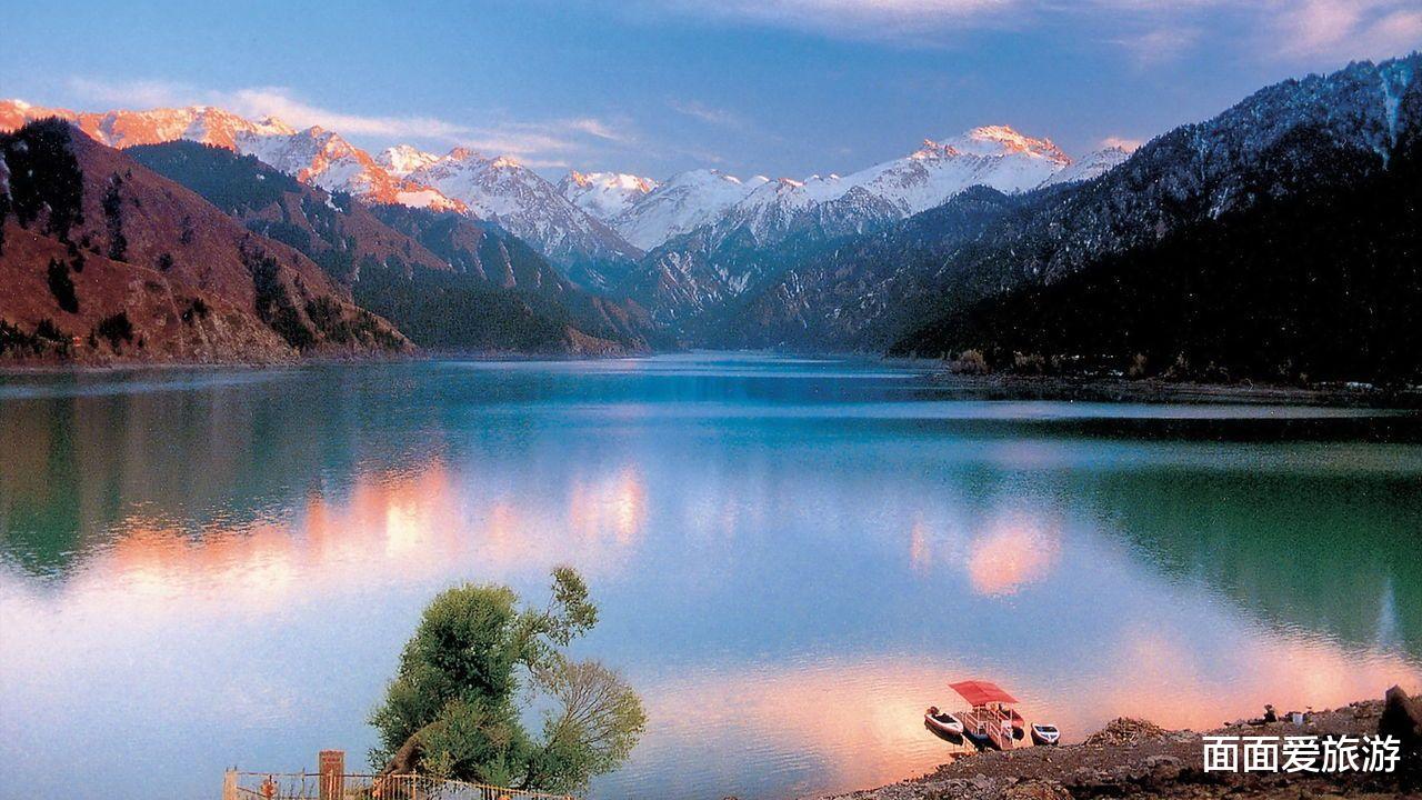 驴友 户外游玩！被领队安排“异性混居”，3位美女说出“混居”经历